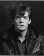 Mapplethorpe self-portrait with cigarette