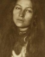 a photograph portrait of Zitkala-Ša