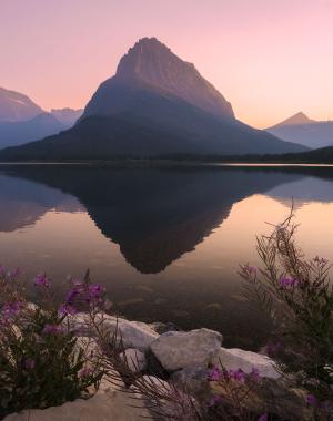 Mountain landscape viewed across water