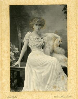 photograph portrait of Natalie Clifford Barney