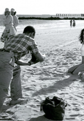 Jerry Tibbs photographing Bettie Page