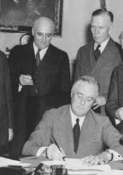 President Franklin D. Roosevelt Signs Selective Training and Service Act of 1940