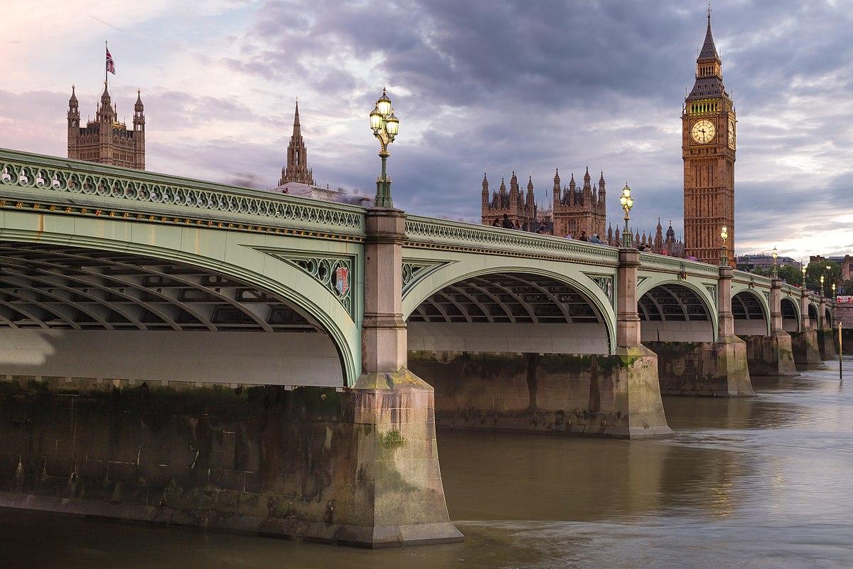 Wikimedia Foundation. (2024, February 2). Westminster Bridge. Wikipedia. https://en.wikipedia.org/wiki/Westminster_Bridge 