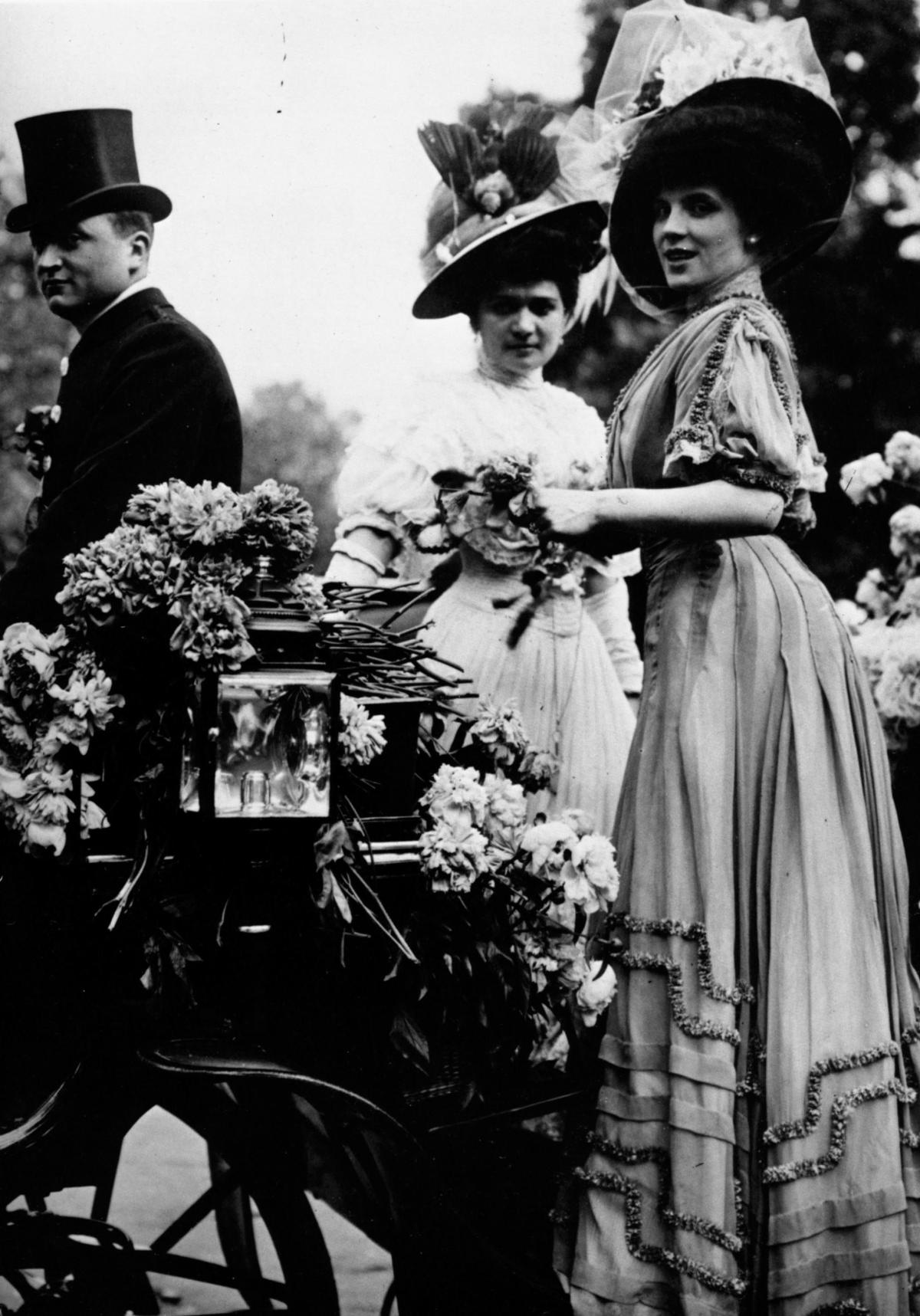 Photograph of Edwardian Bourgeoisie.