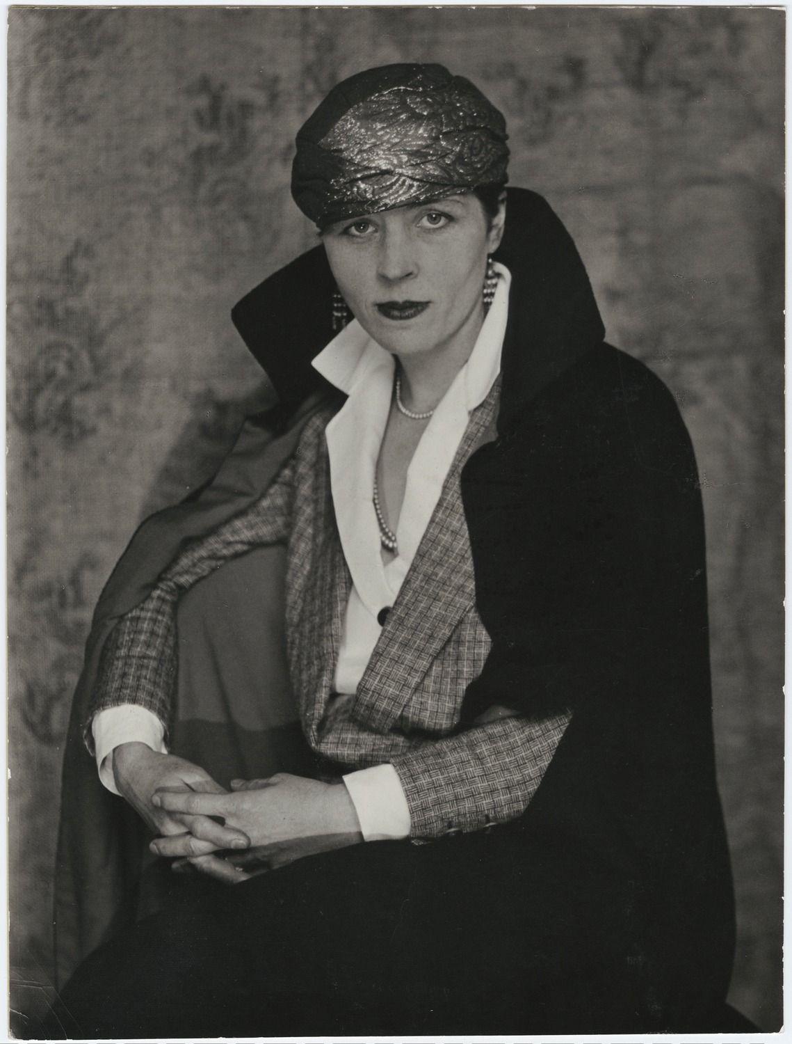 photograph portrait of Djuna Barnes