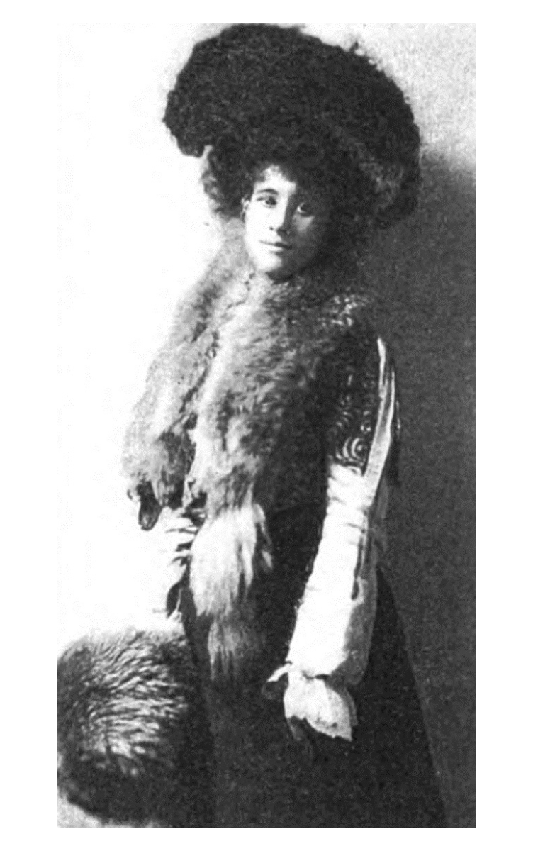 photograph portrait of Winnifred Eaton